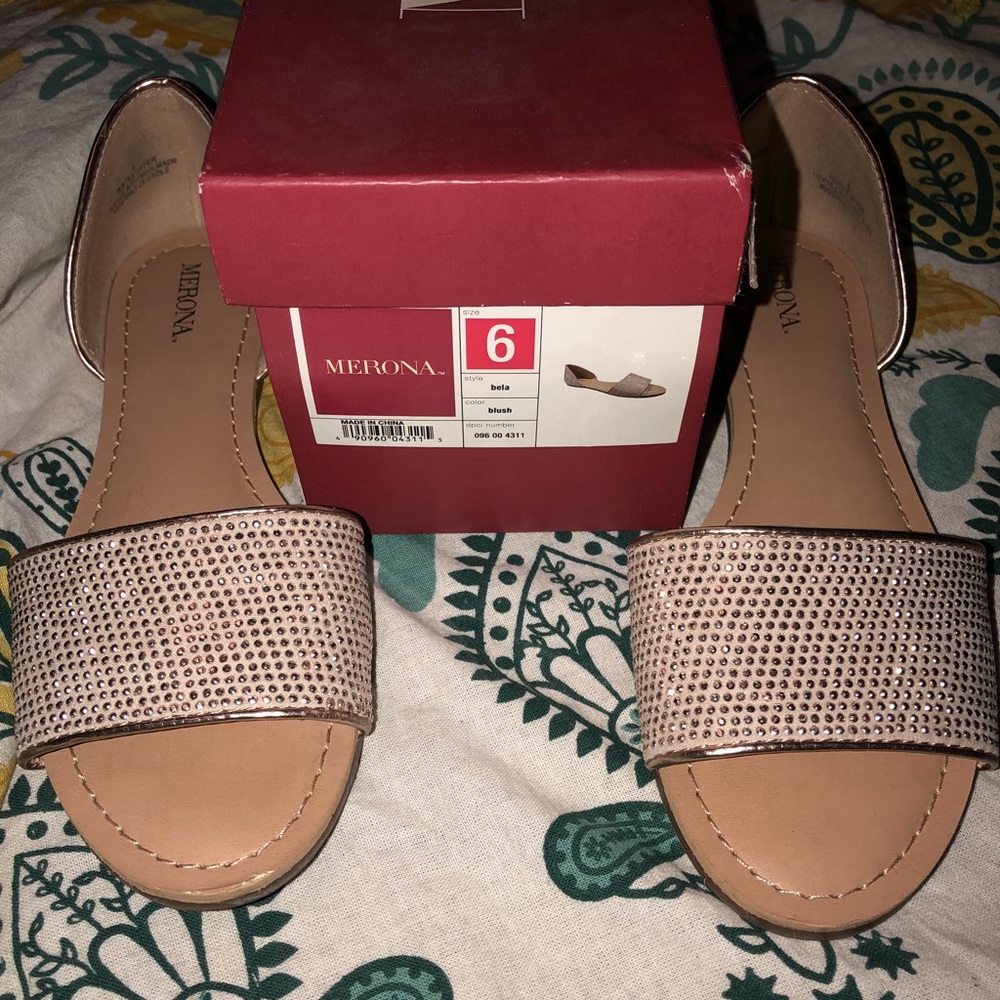 Blush/gold flats LIKE NEW